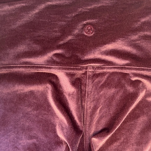 Lululemon Athletica Wunder lounge highrise tight 28”inseam w/key pocket Sz-6. C7 - Picture 7 of 13